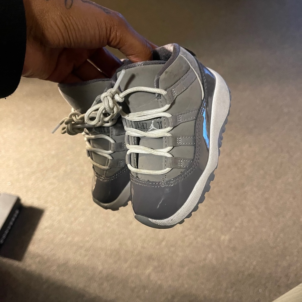 Jordan 11 cool grey